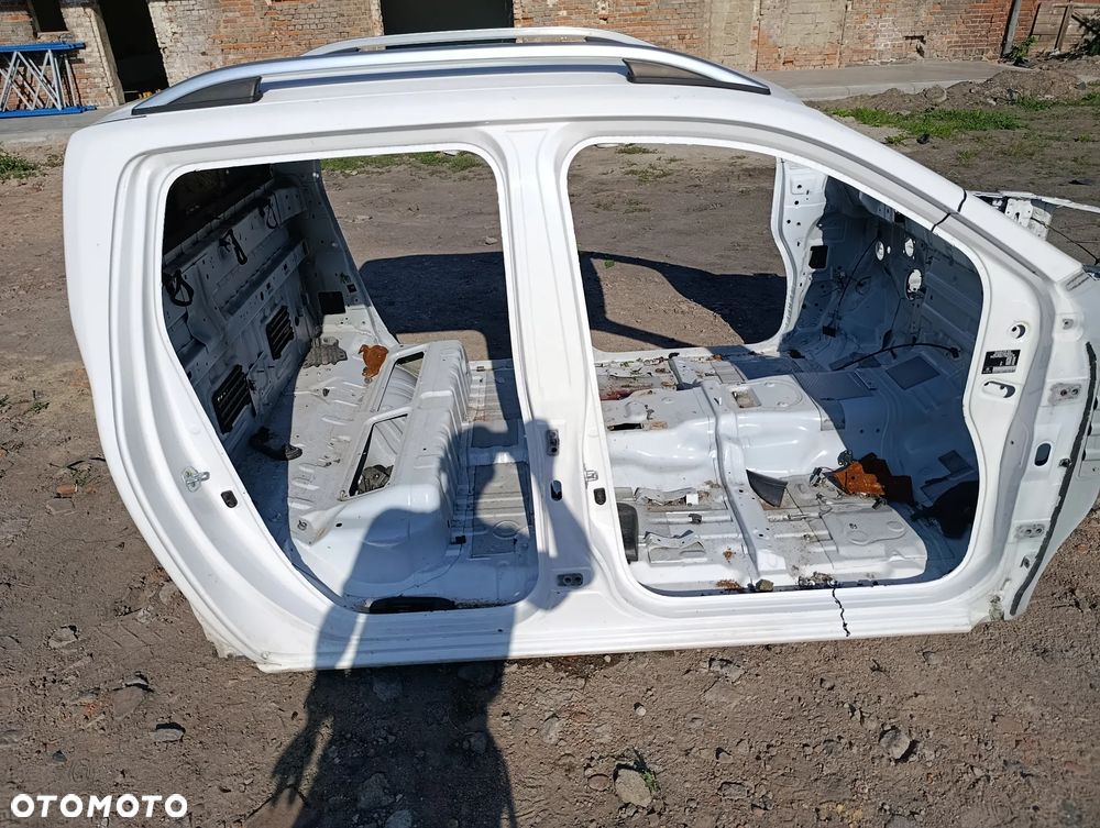 Ćwiartka dach lewy prawy bok Mercedes X klasa W470 Navara NP300 D23 - 8