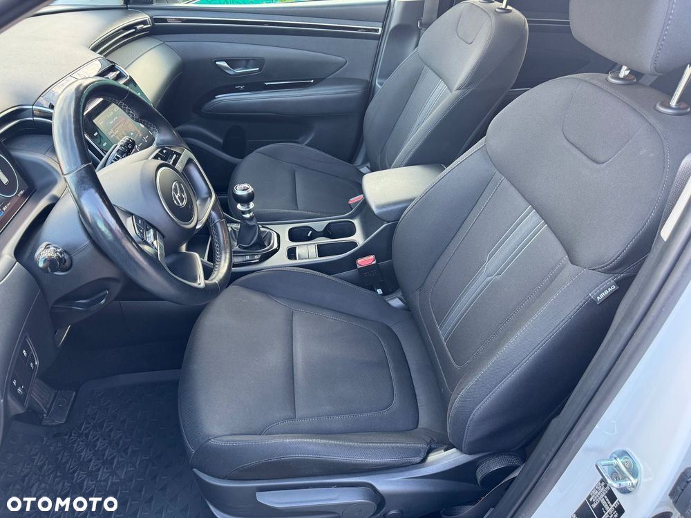 Hyundai Tucson 1.6 T-GDi Smart 2WD - 18