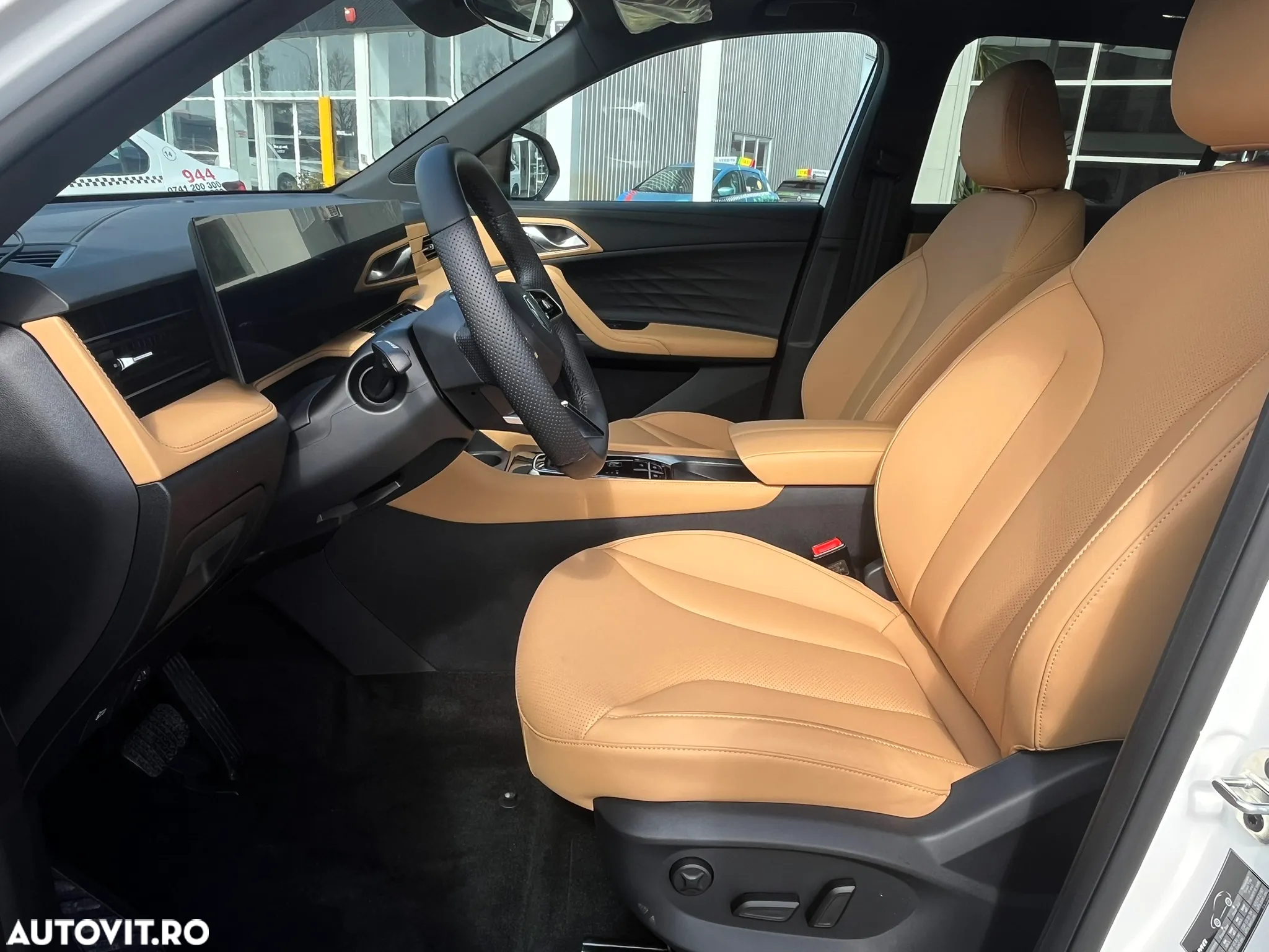 MG HS 1.5 T-GDi 7DCT Exclusive - 10