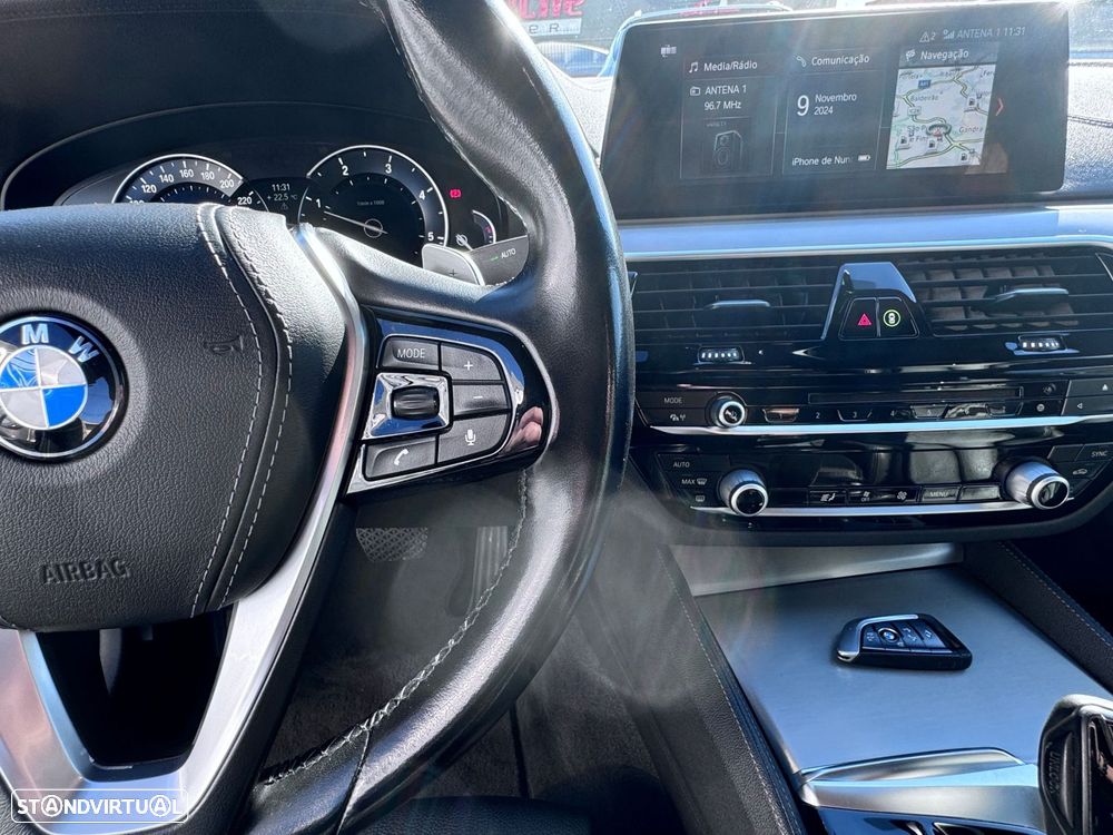 BMW 520 d Line Luxury Auto - 27