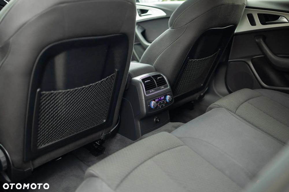 Audi A6 Avant 2.0 TDI Ultra S tronic - 12