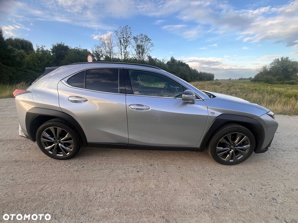 Lexus UX 250h GPF F Sport Design 2WD - 15
