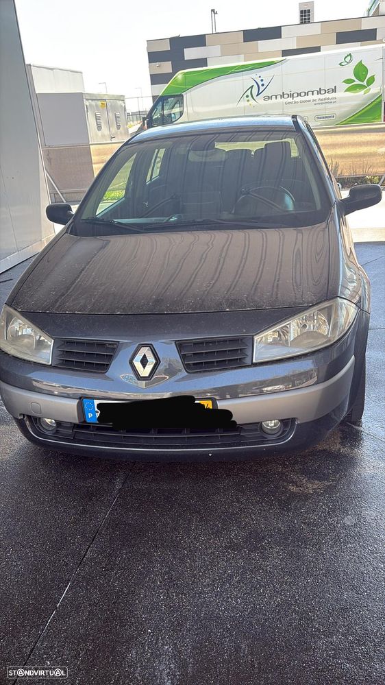 Renault Mégane 1.4 Confort Dynamique - 4