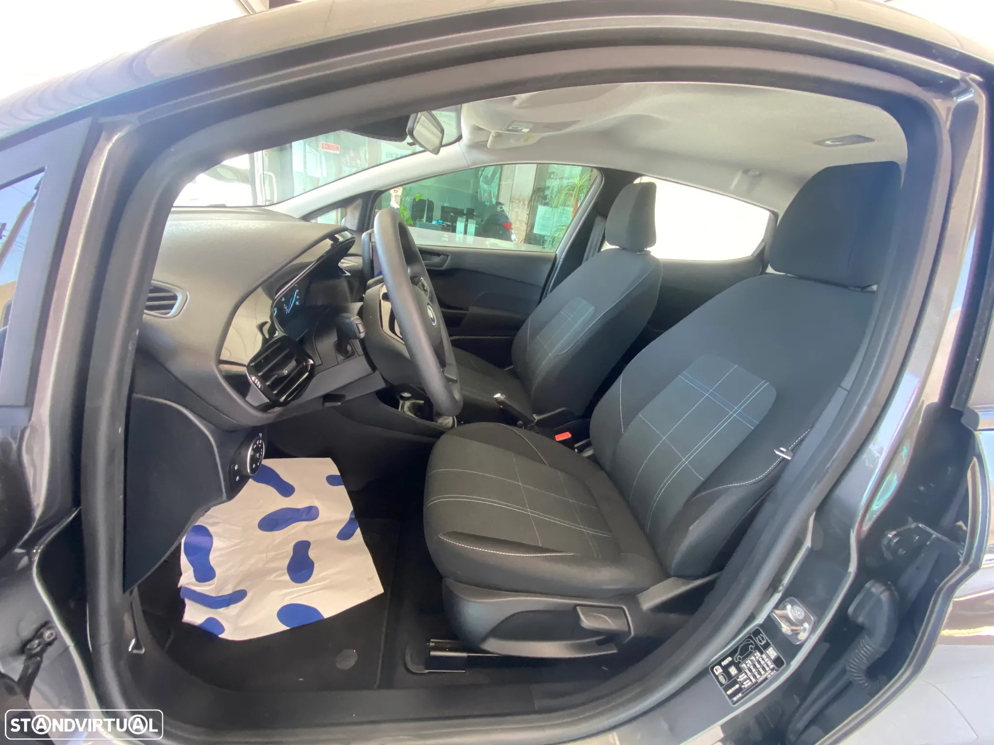 Ford Fiesta 1.1 Ti-VCT Limited Edition - 9