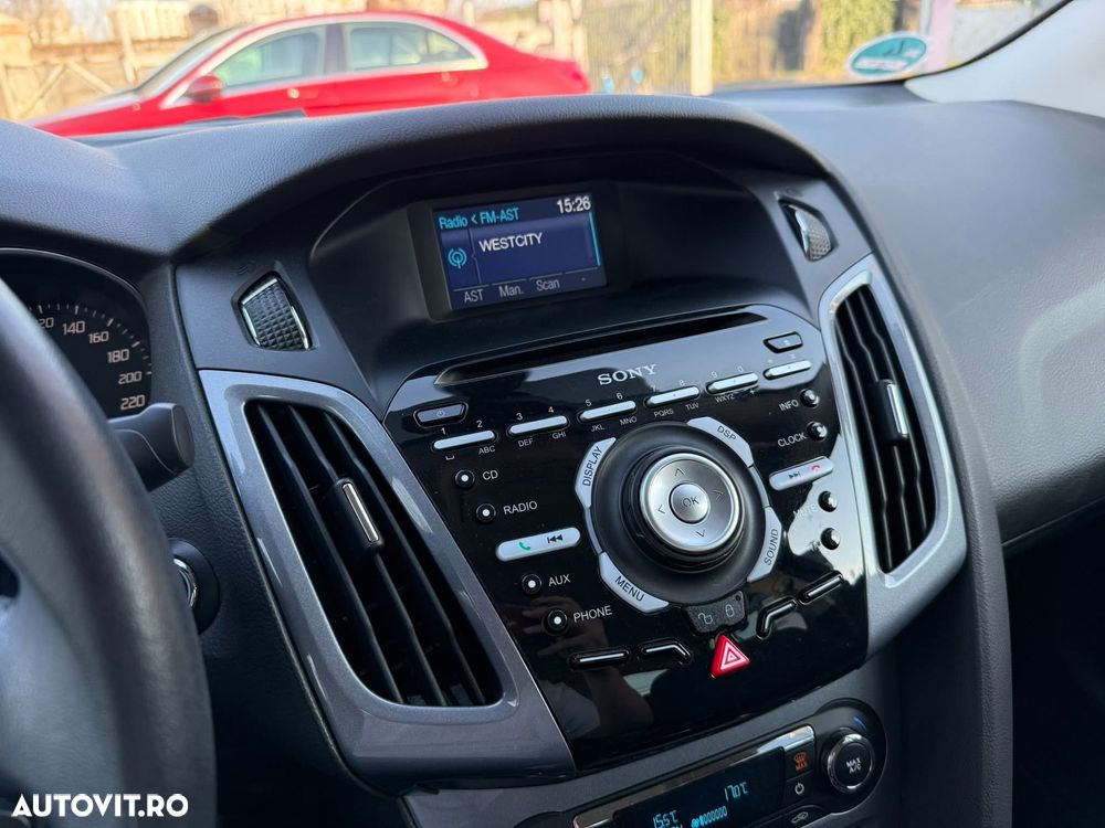 Ford Focus 1.6 EcoBoost Start-Stopp-System Titanium - 19