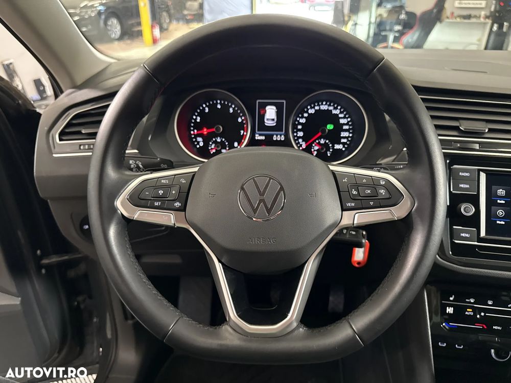 Volkswagen Tiguan - 17