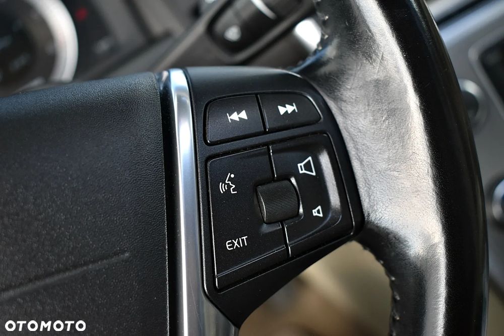 Volvo XC 60 2.4D AWD Summum - 32