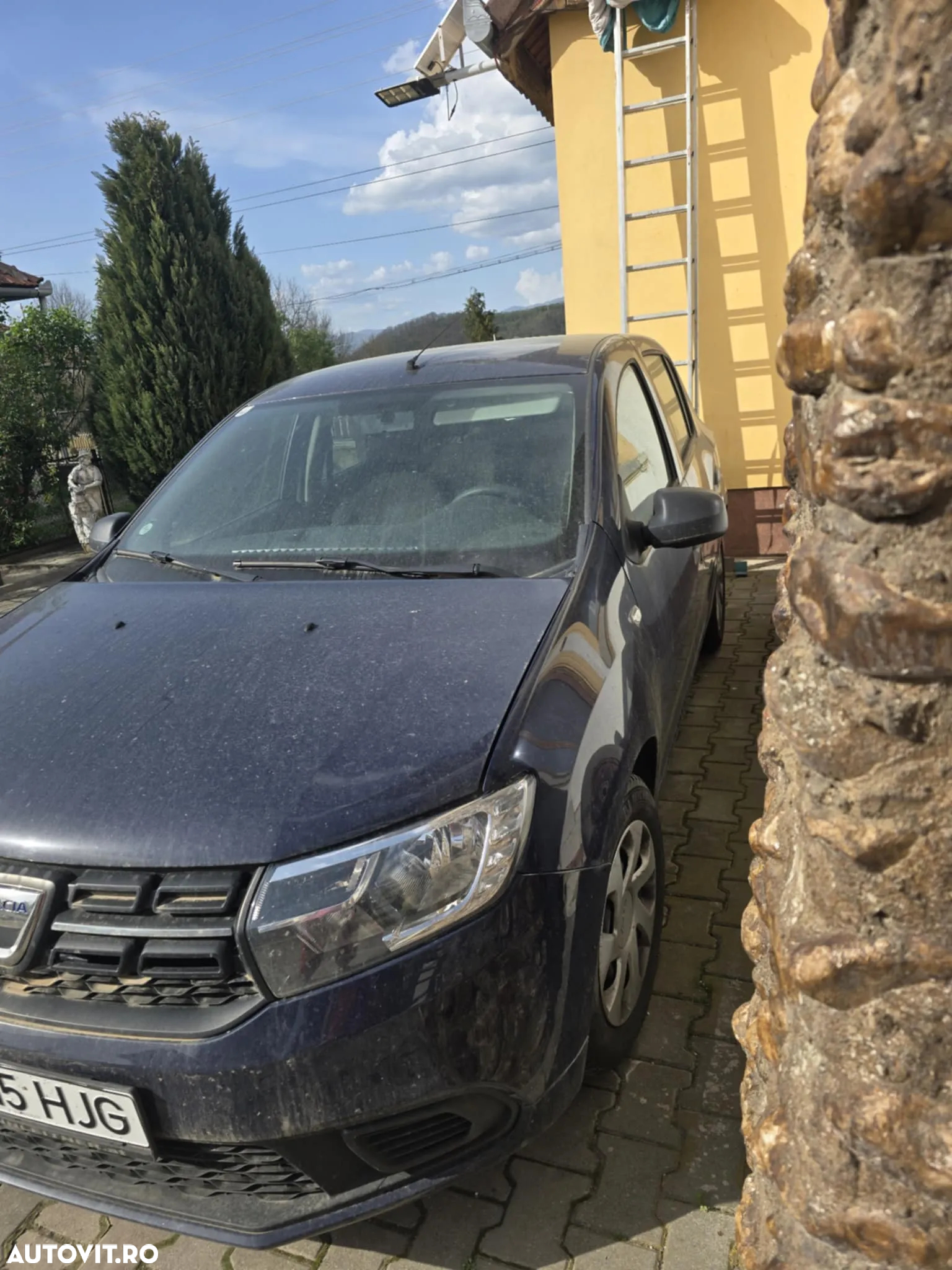 Dacia Sandero SCe 65 Essential - 9