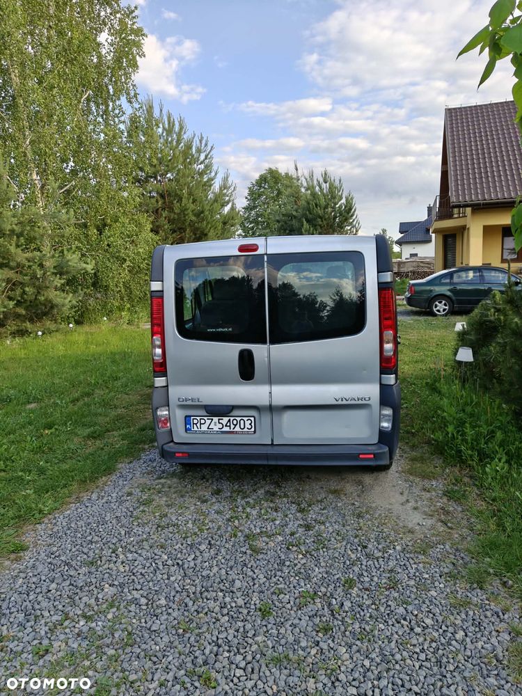 Opel Vivaro L2H1 2.9t - 3