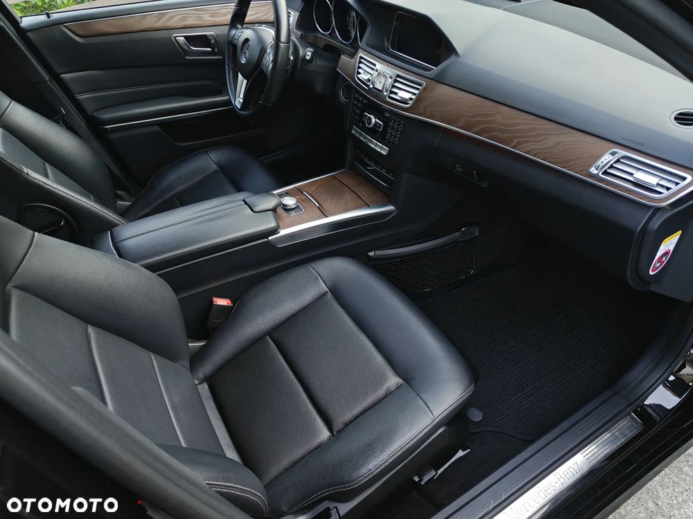 Mercedes-Benz Klasa E 350 BlueTEC 7G-TRONIC - 35