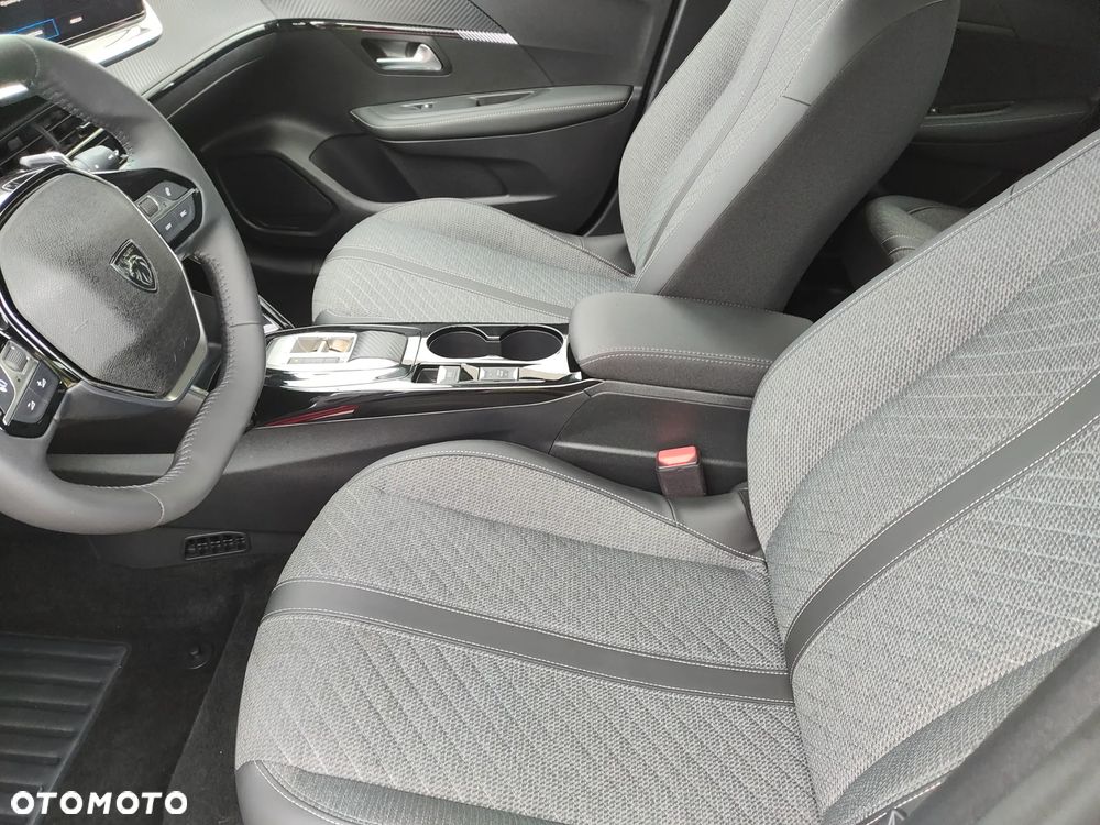 Peugeot 208 Hybrid 100 e-DSC6 Allure - 13