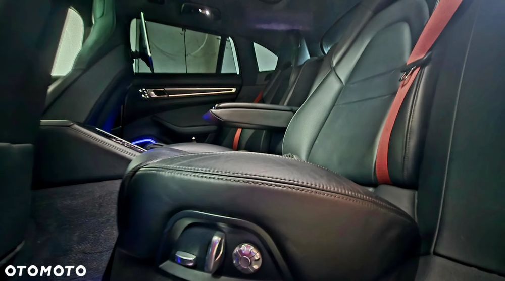 Porsche Panamera - 14