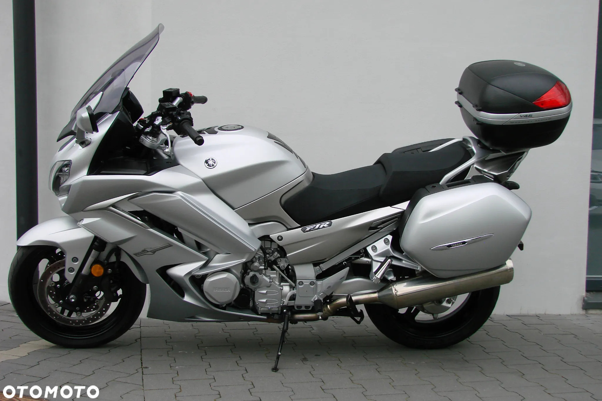 Yamaha FJR - 12