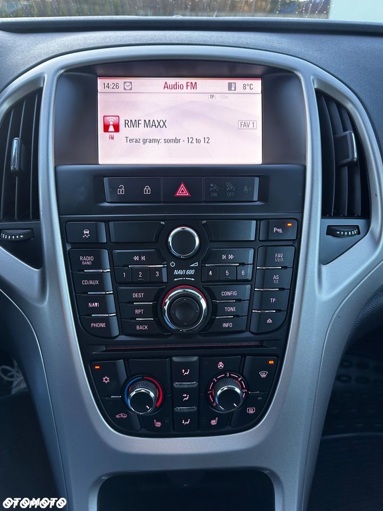 Opel Astra 1.4 Turbo Color Edition - 4