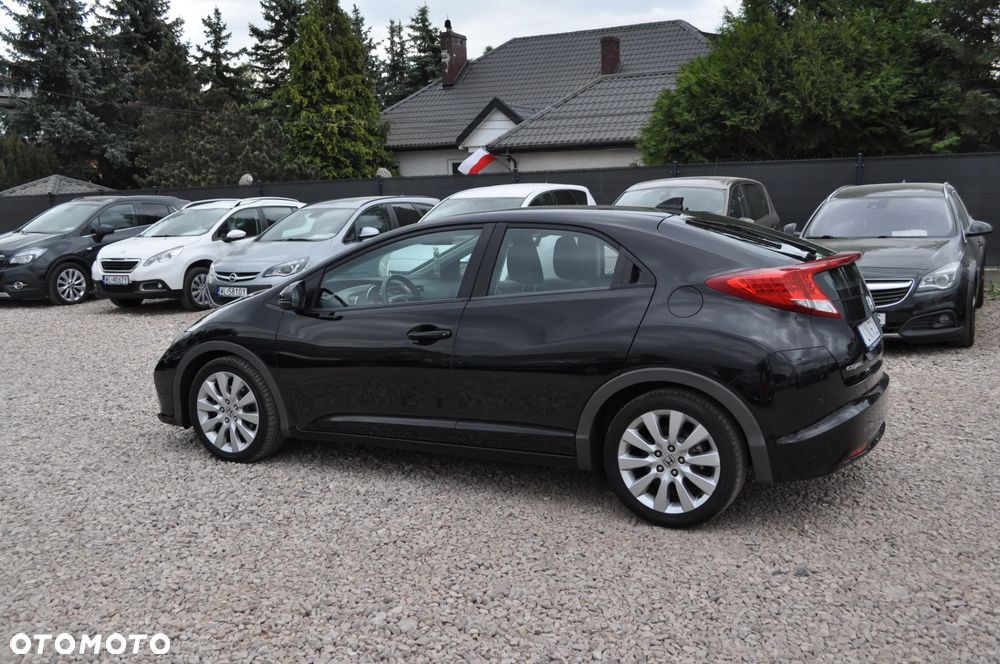 Honda Civic 1.8 i-VTEC Sport - 9