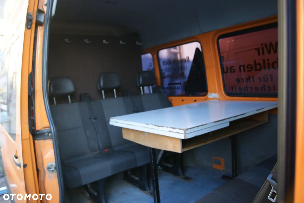 Mercedes-Benz Sprinter - 7