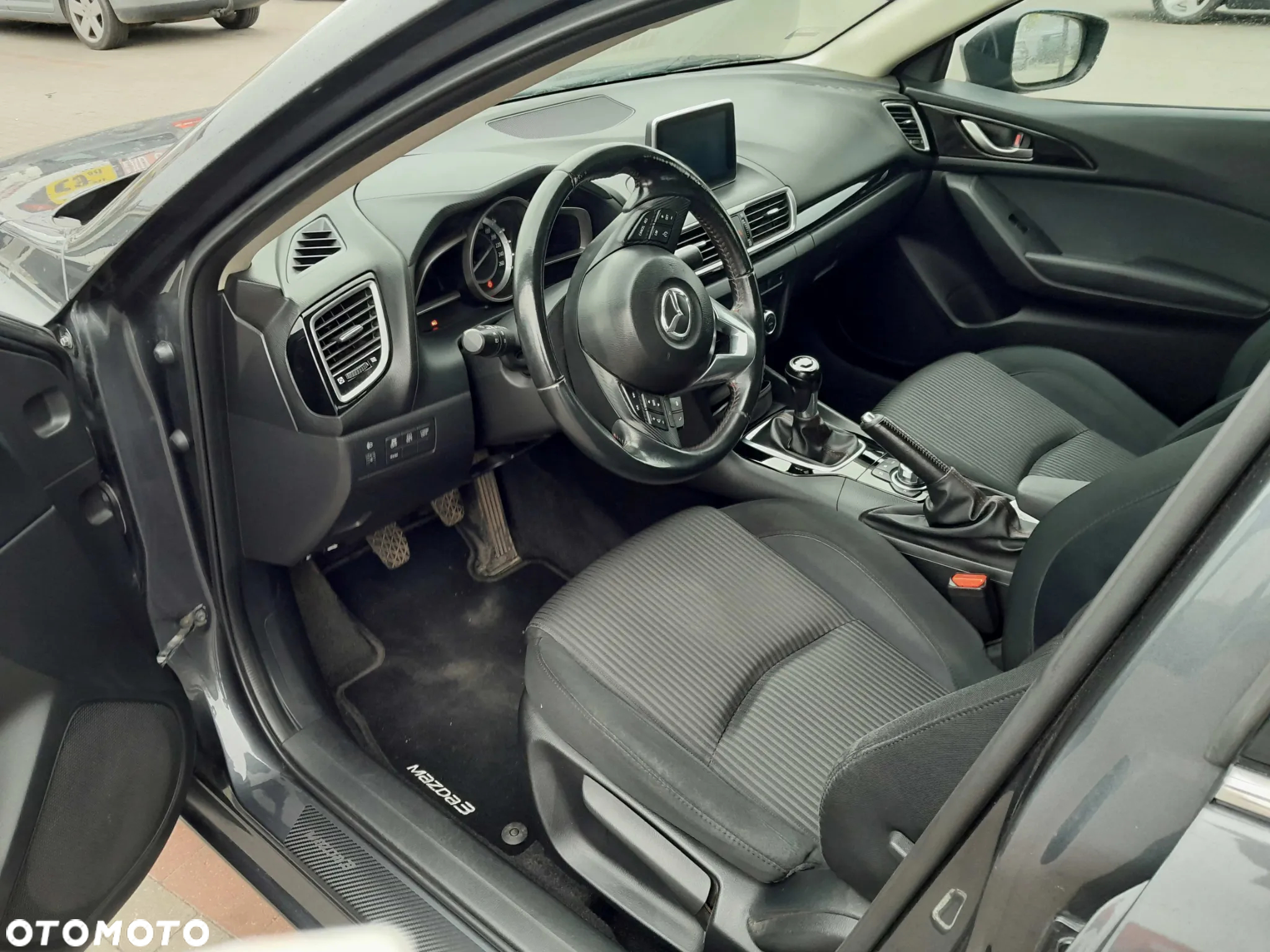 Mazda 3 - 19