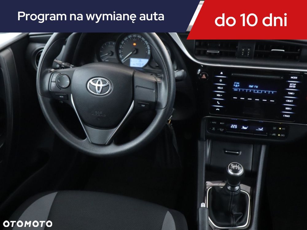 Toyota Auris - 9