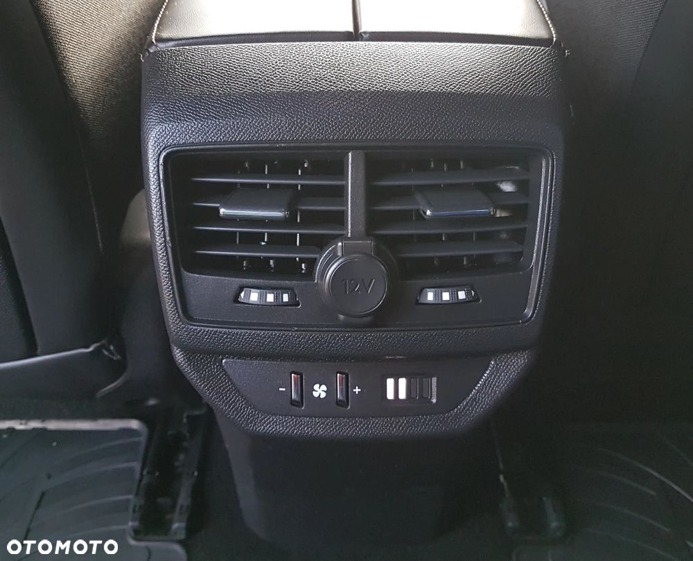 Peugeot 5008 - 26