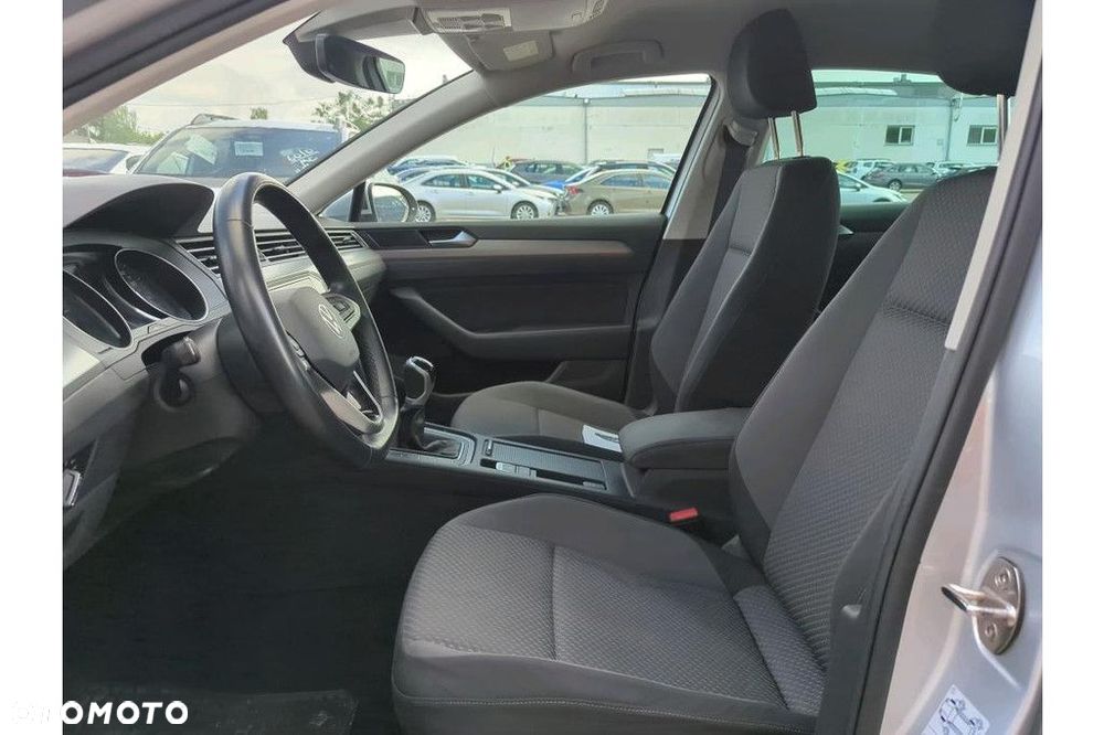 Volkswagen Passat 2.0 TDI EVO Essence - 5