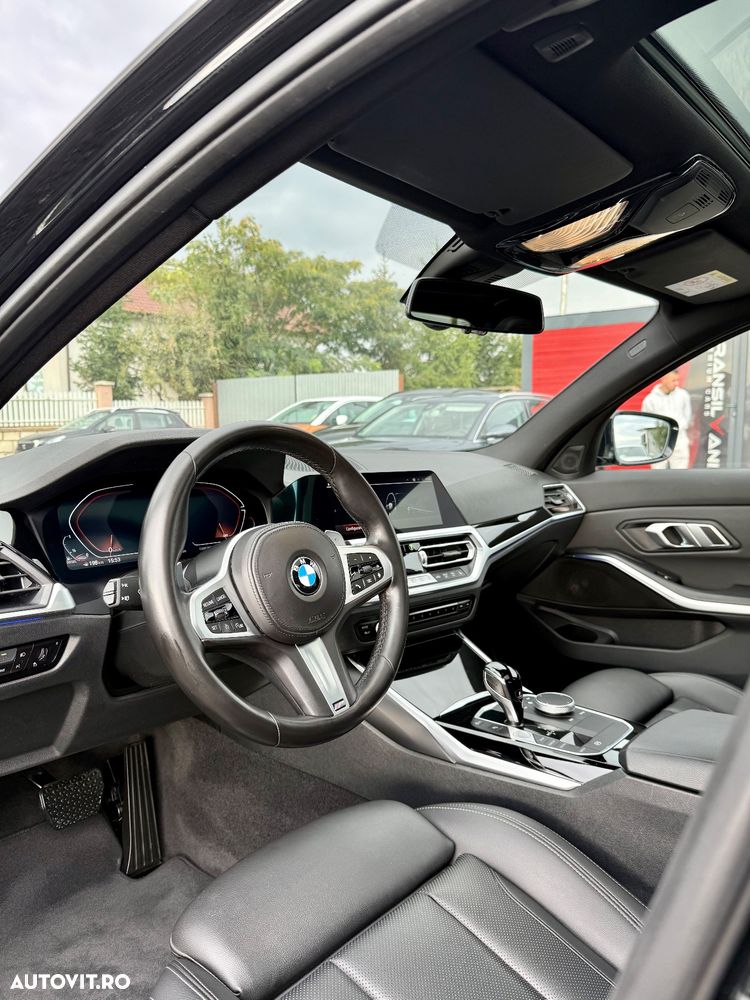 BMW Seria 3 320d Aut. Sport Line - 7