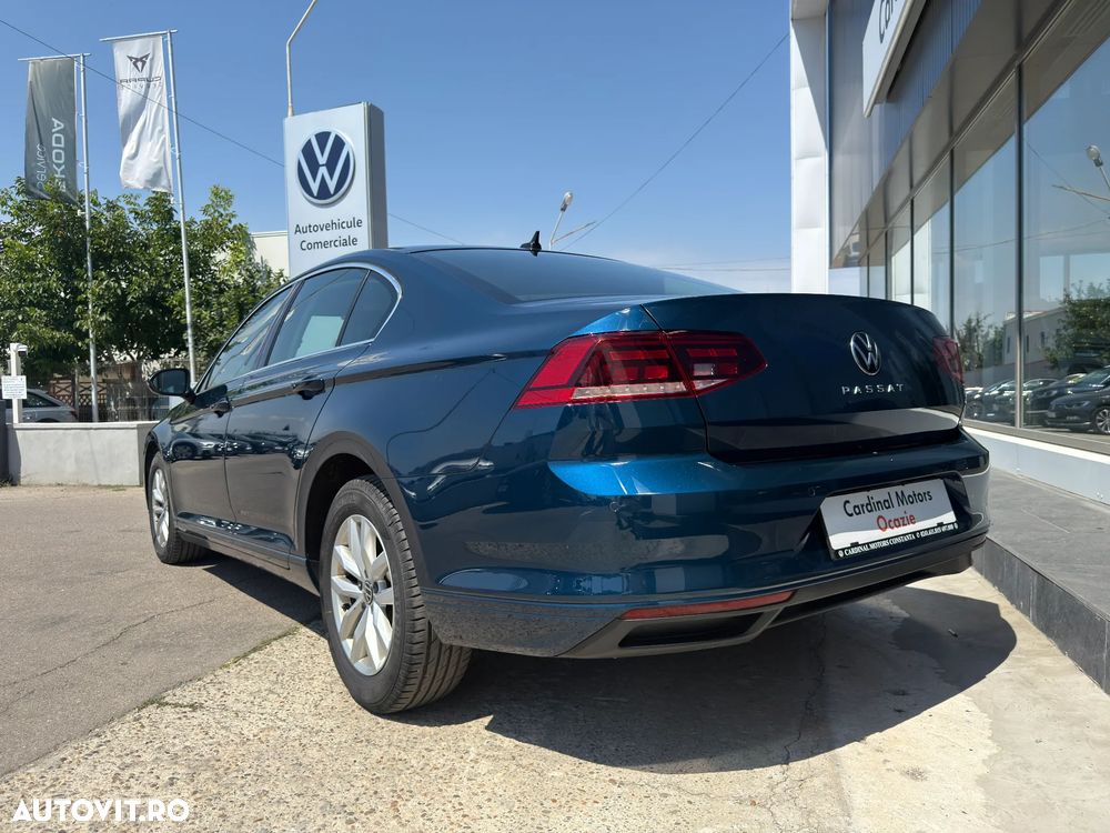Volkswagen Passat 2.0 TDI DSG Comfortline - 7