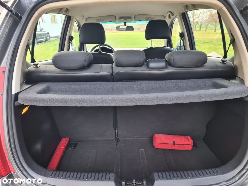 Hyundai i10 1.1 - 14