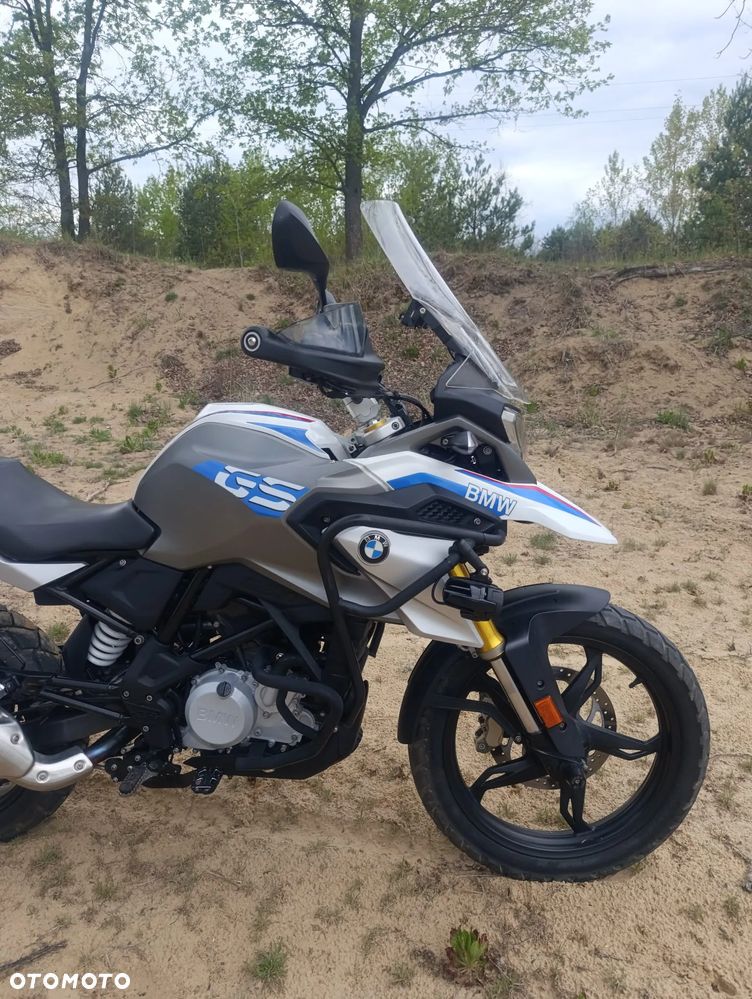 BMW G - 7