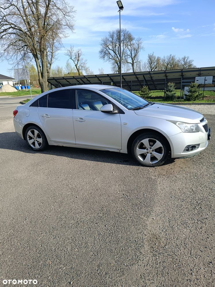 Chevrolet Cruze 1.8 LT - 6