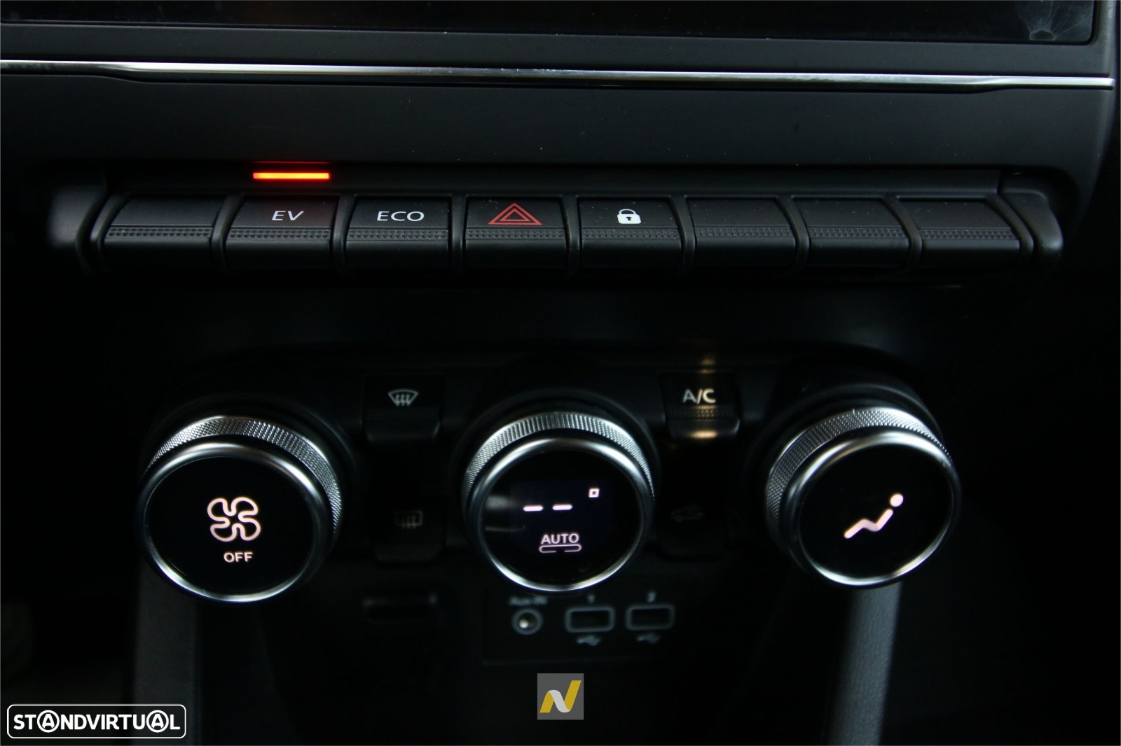 Renault Clio 1.6 E-Tech Intens - 18