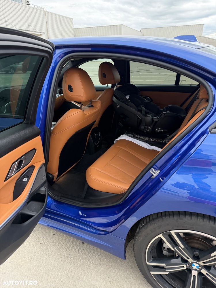 BMW Seria 3 320i xDrive AT - 16