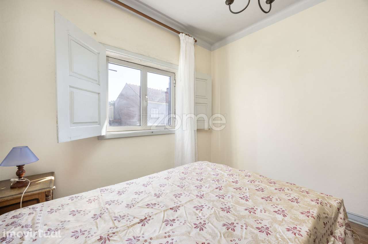 2 Moradias || Tipologia T3 e T1 || Entradas Independentes || Alb. Doze - Grande imagem: 5/60