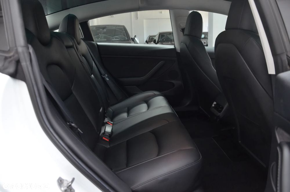 Tesla Model 3 RWD Hinterradantrieb - 13