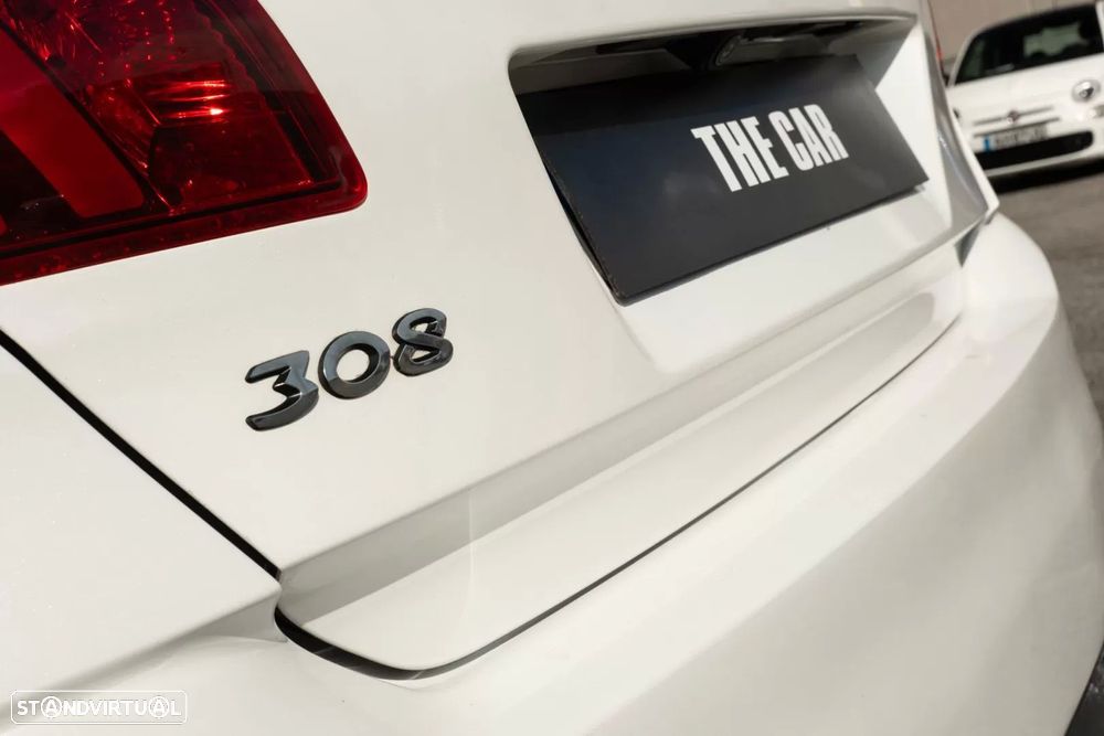Peugeot 308 - 8