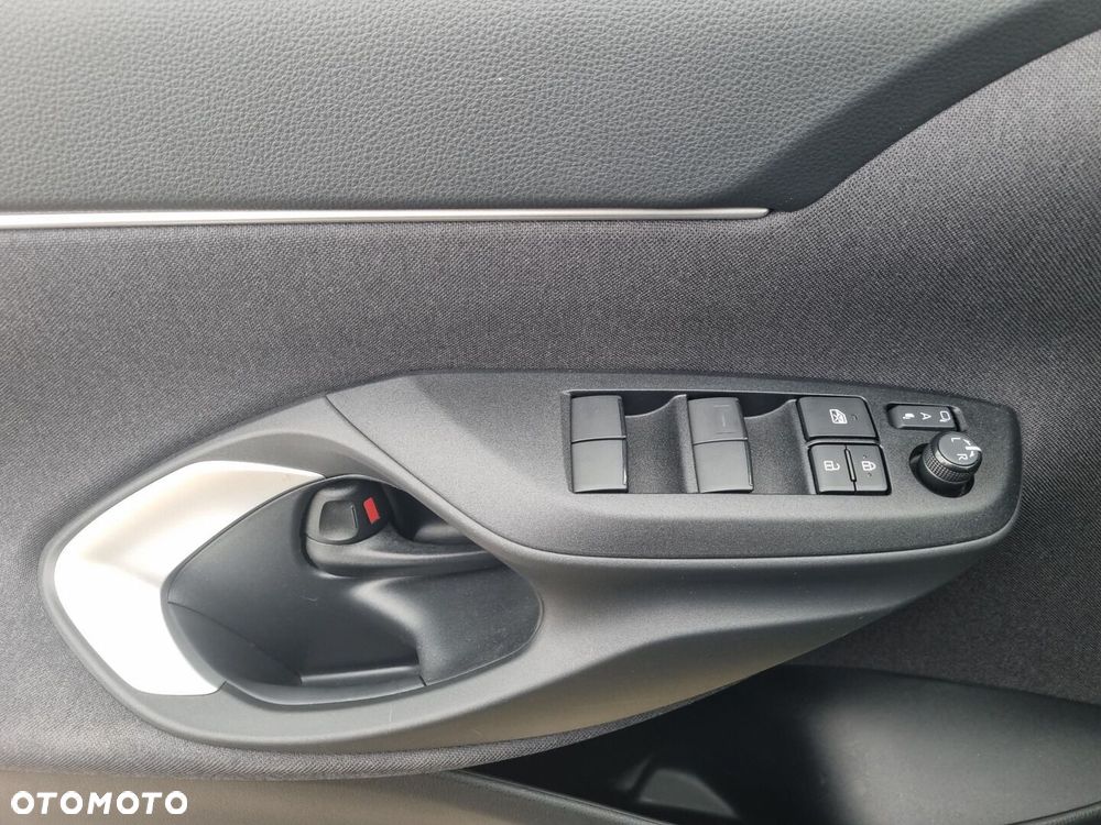 Toyota Yaris Cross Hybrid 1.5 Comfort - 23