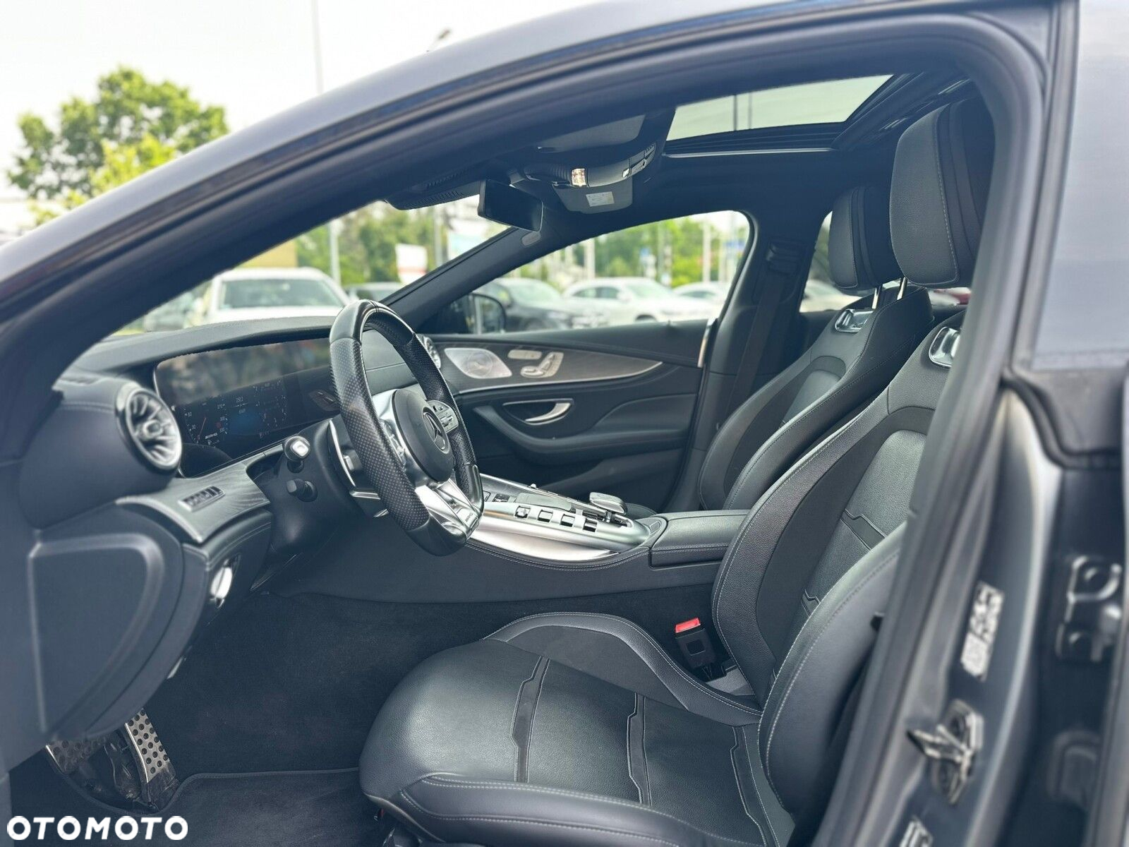Mercedes-Benz AMG GT 43 4-Matic+ - 17