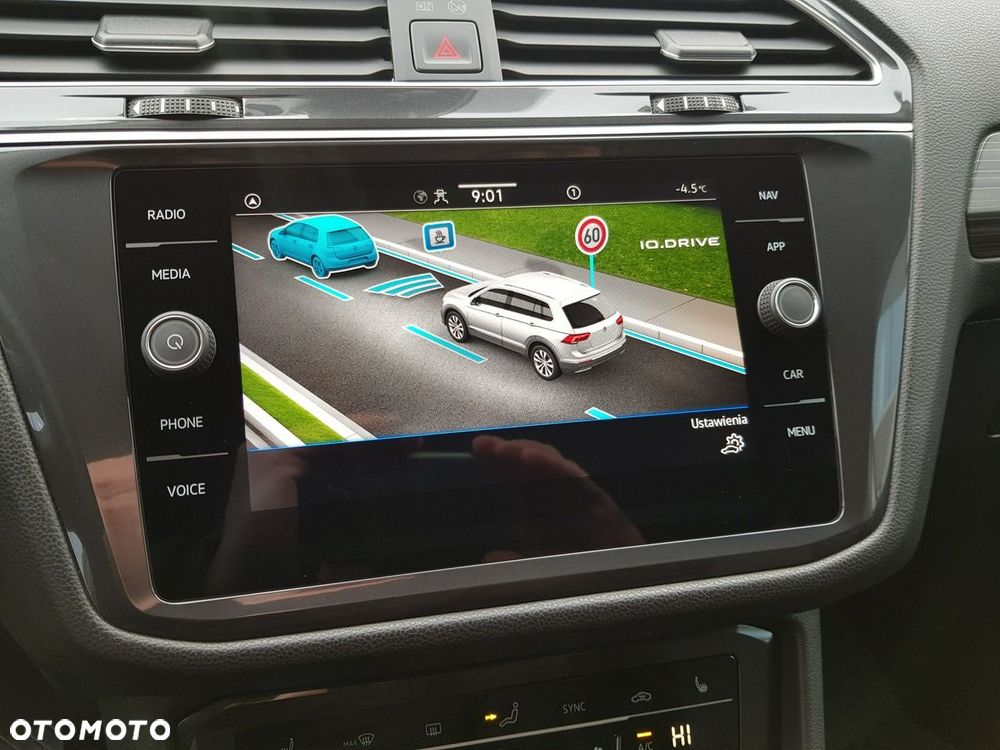 Volkswagen Tiguan Allspace 2.0 TDI Elegance DSG - 22