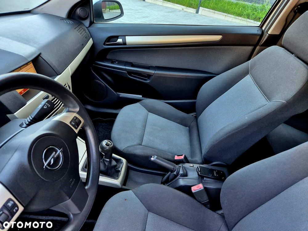 Opel Astra 1.7 CDTI Edition - 2