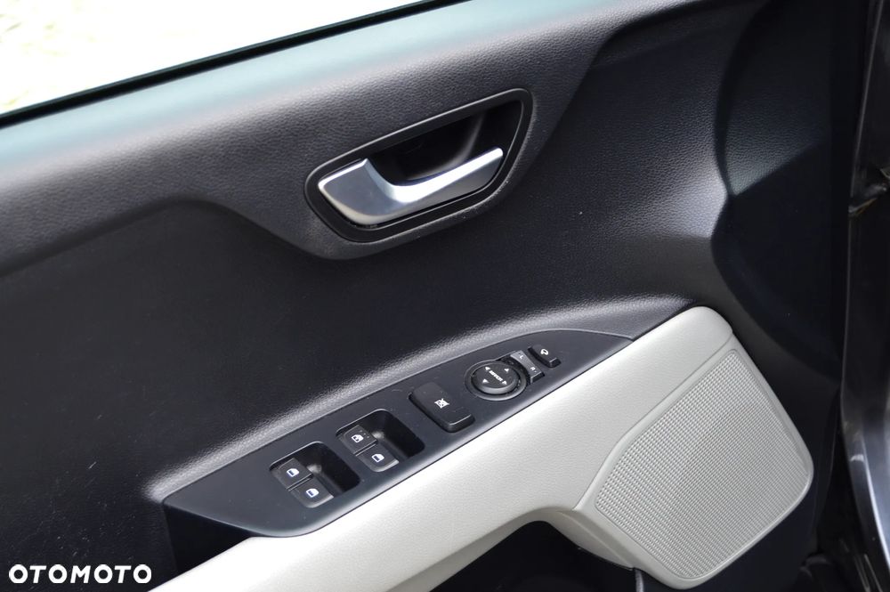 Kia Stonic 1.6 CRDi SCR XL - 13