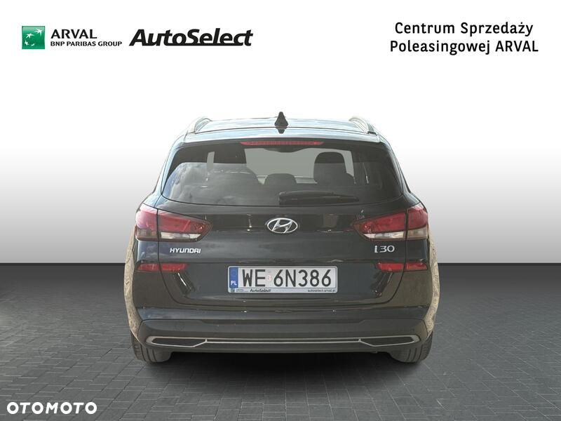 Hyundai i30 1.5 DPI Modern - 5