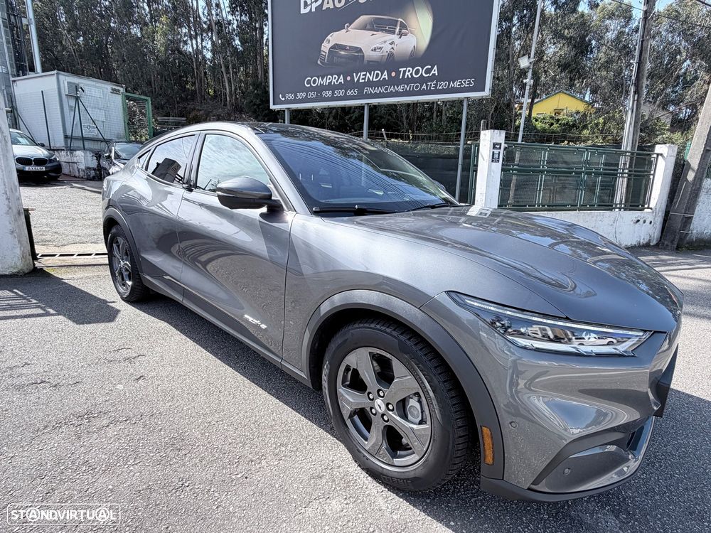 Ford Mustang Mach-E 75.7 kWh Base - 10