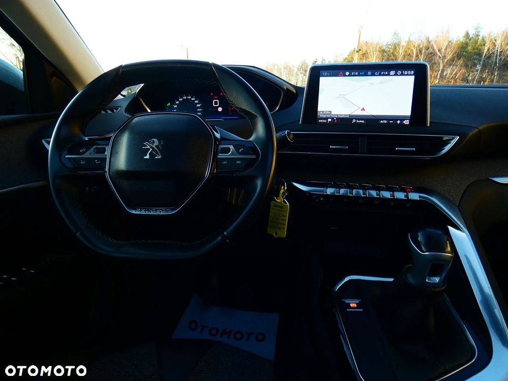 Peugeot 3008 1.5 BlueHDi Allure S&S - 20