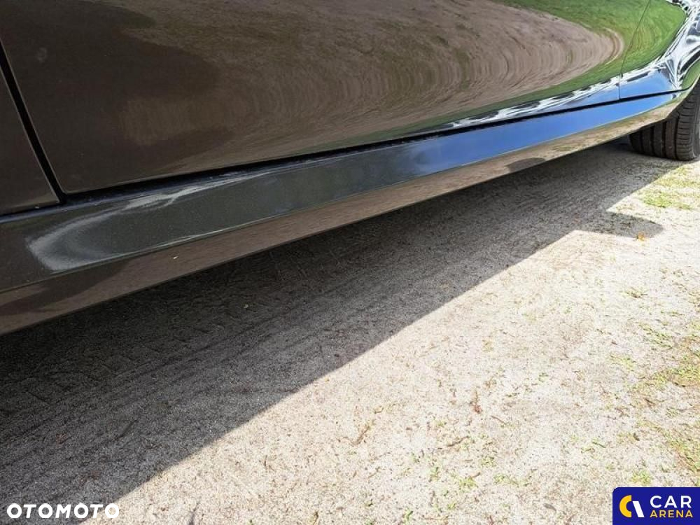 Toyota Camry - 26