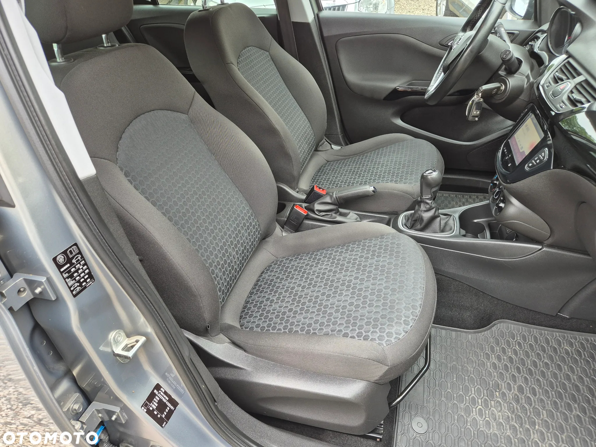 Opel Corsa 1.4 Cosmo - 11