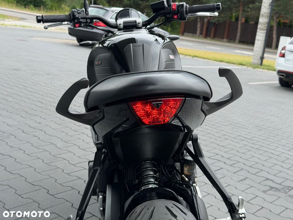 Triumph Trident - 27