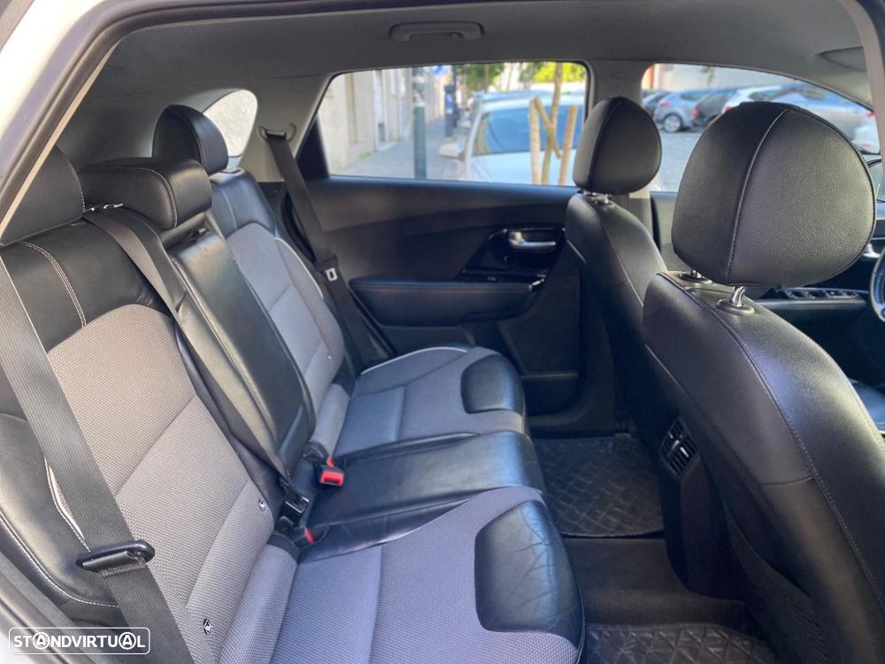 Kia e-Niro 64kWh - 23