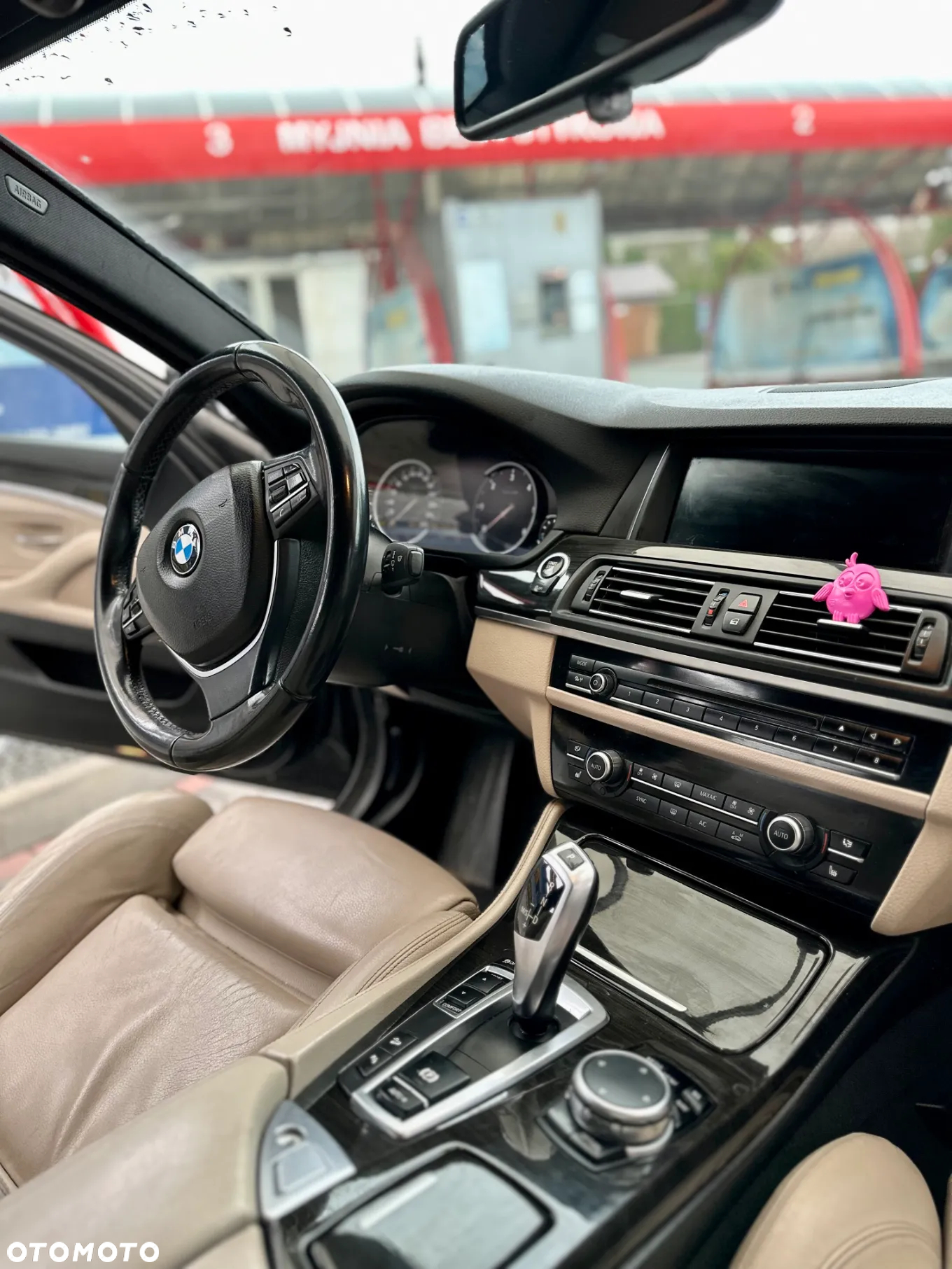 BMW Seria 5 520d xDrive Luxury Line - 10