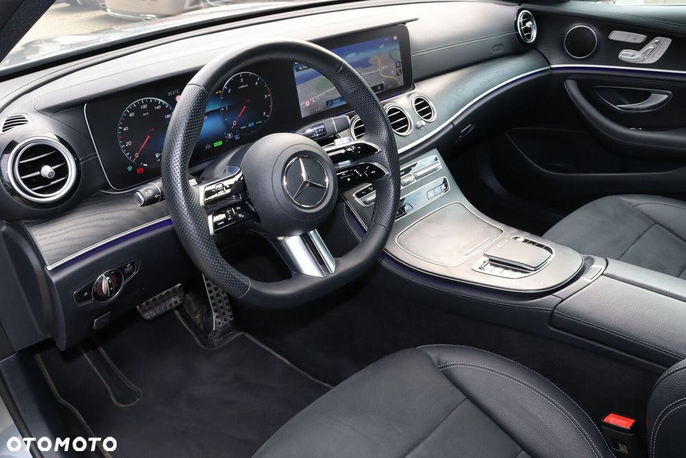 Mercedes-Benz Klasa E 220 d 4-Matic AMG - 9