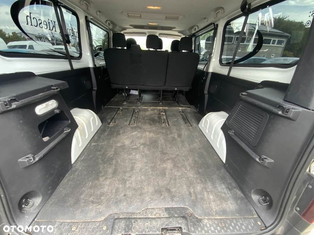 Renault Trafic - 14