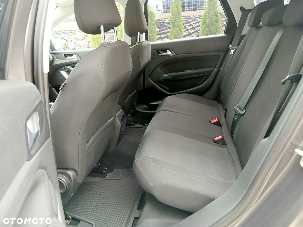 Peugeot 308 1.2 PureTech Active S&S - 11